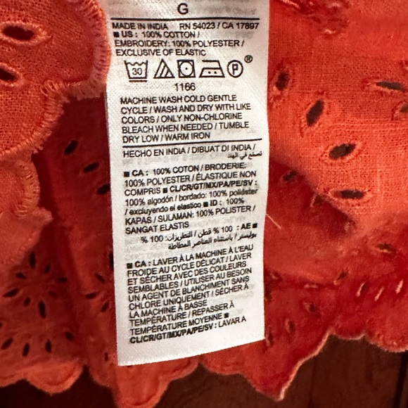 Coral Eyelet Top NWT - Picture 5 of 8